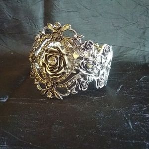 Filigree Silver/ Black Rhinestone Stretch Cuff Bracelet